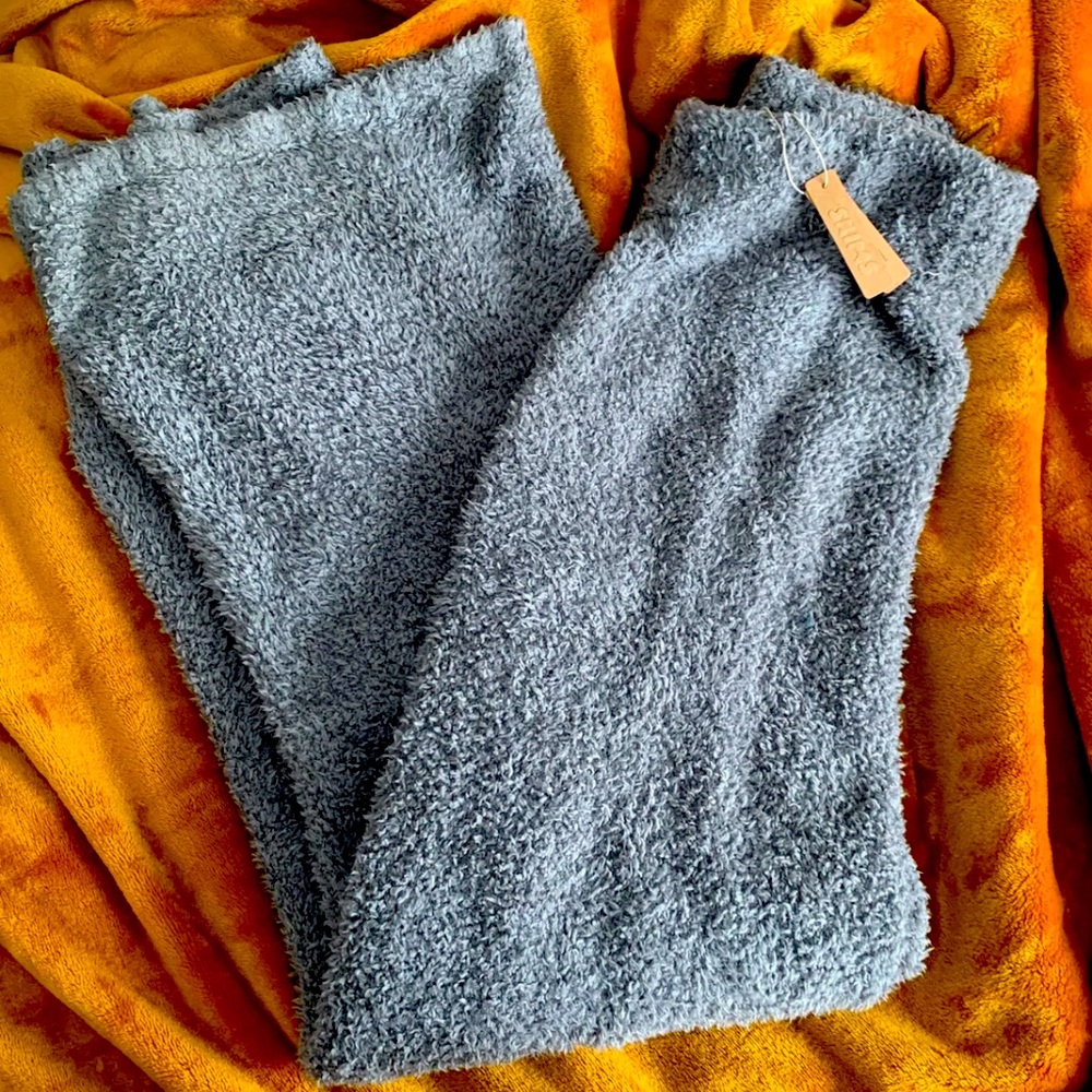 Skims cozy pant in Smoke
